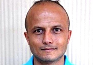 Temizlik görevlisi pencere silerken düşüp öldü