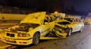 Arıza yapan otomobile taksi çarptı: 1'i ağır 2 yaralı