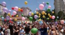 'Çocuklar ölmesin' dileğiyle gökyüzüne balon bıraktılar