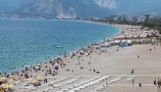 'Antalya'da halkın kıyıları kullanım hakkı engellenemez'