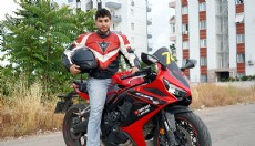 'Yürüyemez' dediler, o motosikletine Antalya'da yeniden kavuştu