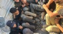 14 göçmen ve 3 göçmen kaçakçısı yakalandı
