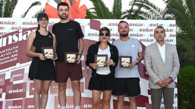 8. Cumhuriyet Kupası Tenis Turnuvası tamamlandı