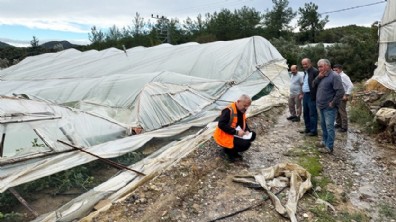 Antalya Büyükşehir ekipleri gece boyu sahada görev yaptı