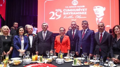Antalya'da Cumhuriyetin 103'üncü yılı resepsiyonu