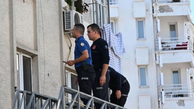 Antalya'da kanser hastası evinde ölü bulundu