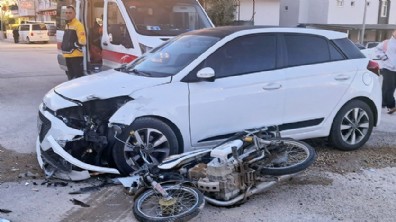 Antalya'da lise öğrencisi kazada yaralandı
