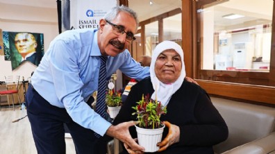 Halil Akyüz Huzurevi'nde Dünya Yaşlılar Günü kutlandı