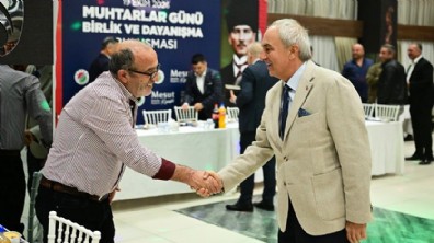 Kepez'in muhtarları birlik ve dayanışma sofrasında buluştu