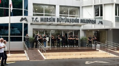 Mersin’de 3 belediyeye yolsuzluk operasyonu