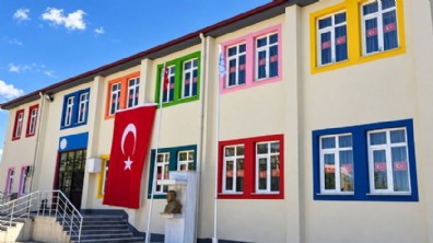 Okulda temizlik malzemeleri karıştı: 14 öğrenci hastanelik oldu