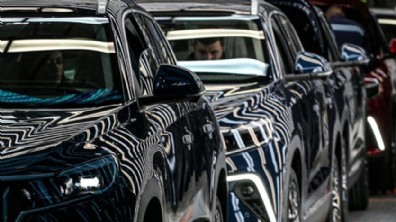 Otomotiv satışları yüzde 24 geriledi