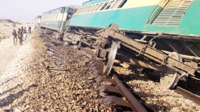 Pakistan’da tren kazası: 5 ölü