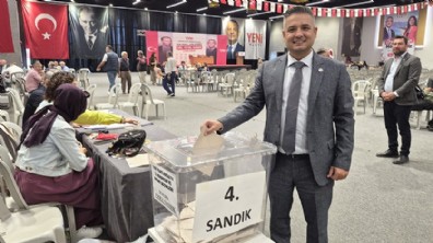 Yeni Parti'de Ölmez, il başkanı seçildi