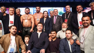 Antalya Büyükşehir Belediyesi İstanbul’dan 12 madalya ile döndü