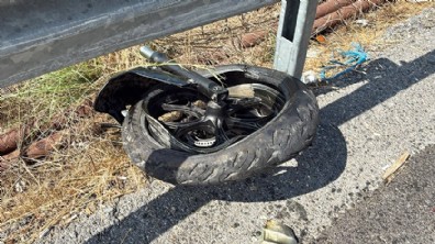 Antalya'da bariyere çarpan motosikletin sürücüsü yaralandı