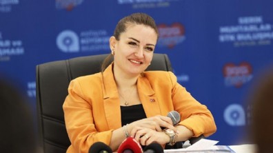 Başkan Vekili Büşra Özdemir Serik’te muhtarlarla buluştu