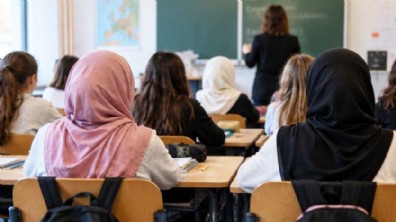 Kardeş ülkede 'başörtüsü' yasağı