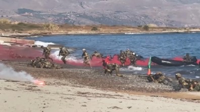 Yunan askerleri MEDUSA-15 tatbikatında denize düştü