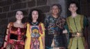 4 kişilik aile, 'Troya' gösterisinde birlikte sahneye çıktı