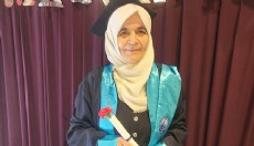 65 yaşında üniversiteden mezuniyet sevinci yaşadı