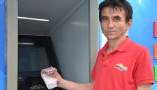 ATM haznesinde bulduğu parayı bankaya teslim etti