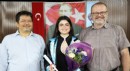 AÜ'de 60 kişilik bölümün tek kadını mezun oldu