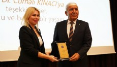 AÜ'de 'Çevre Hizmet Ödülleri' sahiplerini buldu