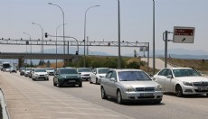 Afyonkarahisar-Antalya yolunda tatil dönüşü yoğunluğu