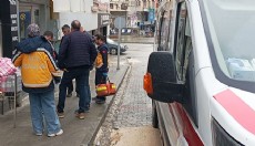 Ailesinin ulaşamadığı öğrenciyi polis uyandırdı