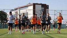 Alanyaspor Burdur'da kampa girdi