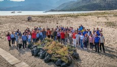 Antalya Çayağzı Sahili ile deniz dibi temizlendi