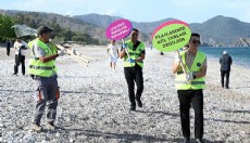 Antalya Çıralı'da sahil temizliği