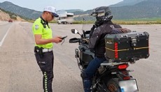 Antalya'da 37 bin 233 sürücüye ceza yazıldı