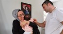 Antalya'da Begüm bebeğin kokusuyla annelik sevinci yaşadı
