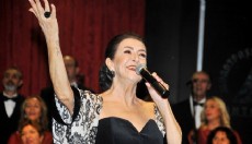 Antalya'da Gülses rüzgarı esti