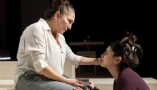 Antalya'da 'Kızımın Ruh Hali'ne alkış yağdı