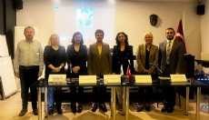 Antalya'da 'Sosyal Medyada Kadına Yönelik Şiddet' oturumu