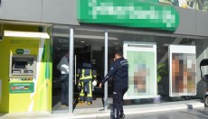 Antalya'da bankanın sistem odasındaki duman korkuttu