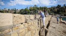Antalya'da çatlakları büyüyen mendireğin yıkılma tehlikesi