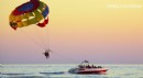 Antalya'da deniz paraşütü sahile düştü: 2 yaralı