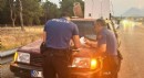 Antalya'da eski nişanlısı şikayet etti, polis aracı durdurdu