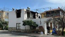 Antalya'da ev yangınında 2 çocuk hastanelik oldu