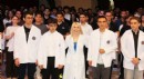 Antalya'da genç hekim adayları beyaz önlüklerini giydi