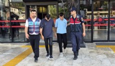 Antalya'da hırsızlık şüphelileri tutuklandı