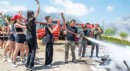 Antalya'da kraliçe adaylarına yangın söndürme eğitimi