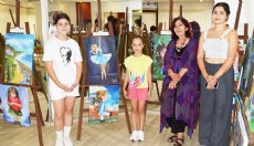 Antalya'da küçük sanatçıların sergi heyecanı