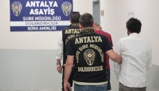 Antalya'da kuyumcuya sahte altın satan 2 kişi yakalandı