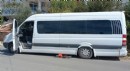 Antalya'da minibüsün çarptığı çocuk ağır yaralandı