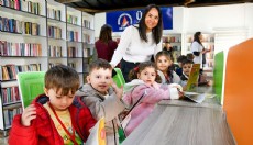 Antalya'da minik okurlar kütüphanede